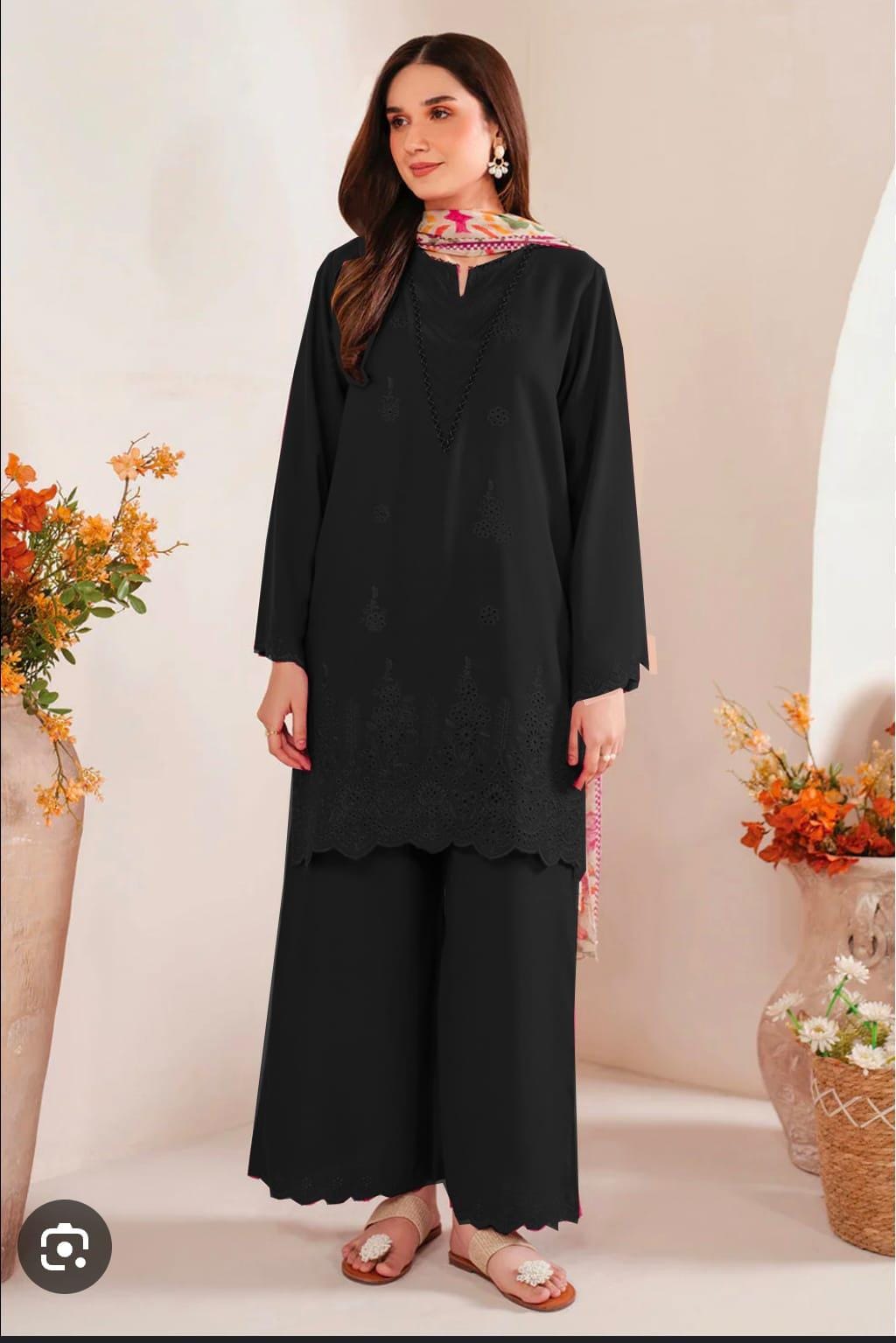 🌸 SUMMER'S COLLECTION 🌸  🟥 BRAND NAME : SAPPHIRE 🟨 CATEGORY : LAWN 3PC EMBROIDERED (003)