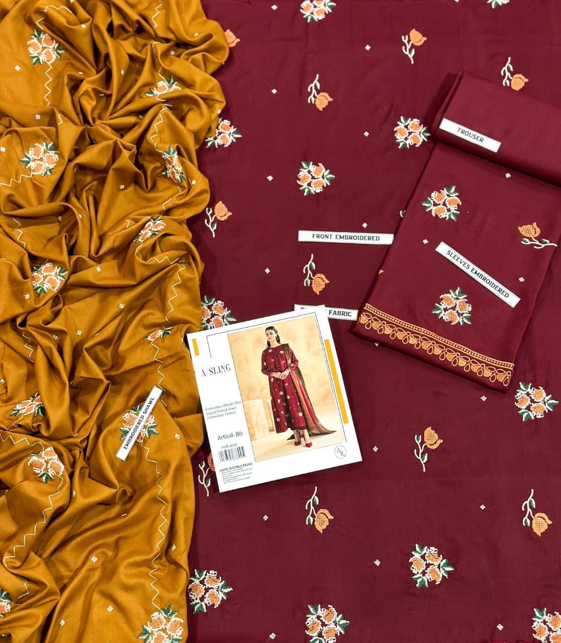 🌸 SUMMER'S COLLECTION 🌸  🟥 BRAND NAME : LIBAAS 🟨 CATEGORY : LAWN 3PC Embroidered (004)